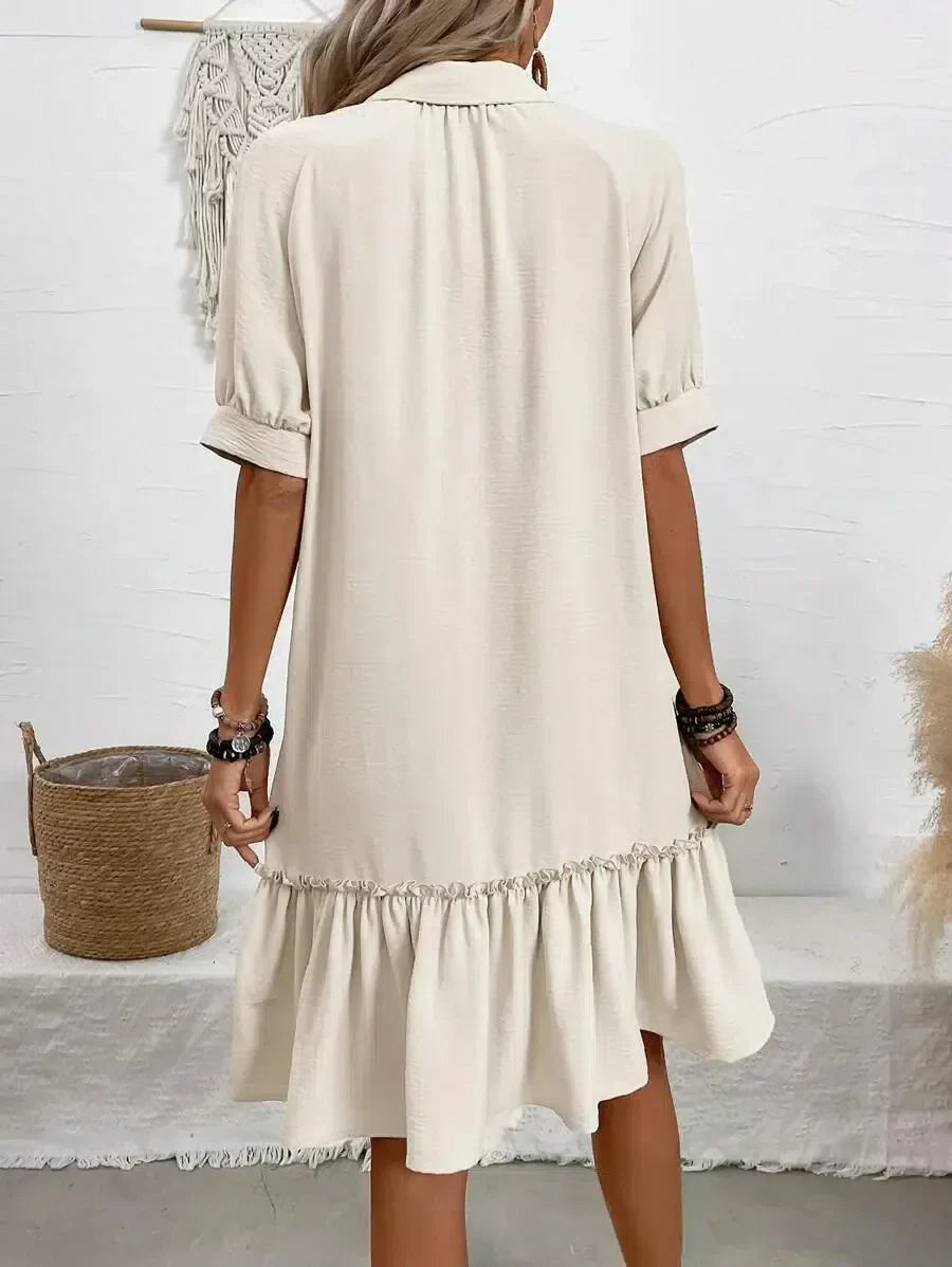 Aliyah | Elegante Abito con Bottoni e Soffice Dettaglio Volant per un look Romantico