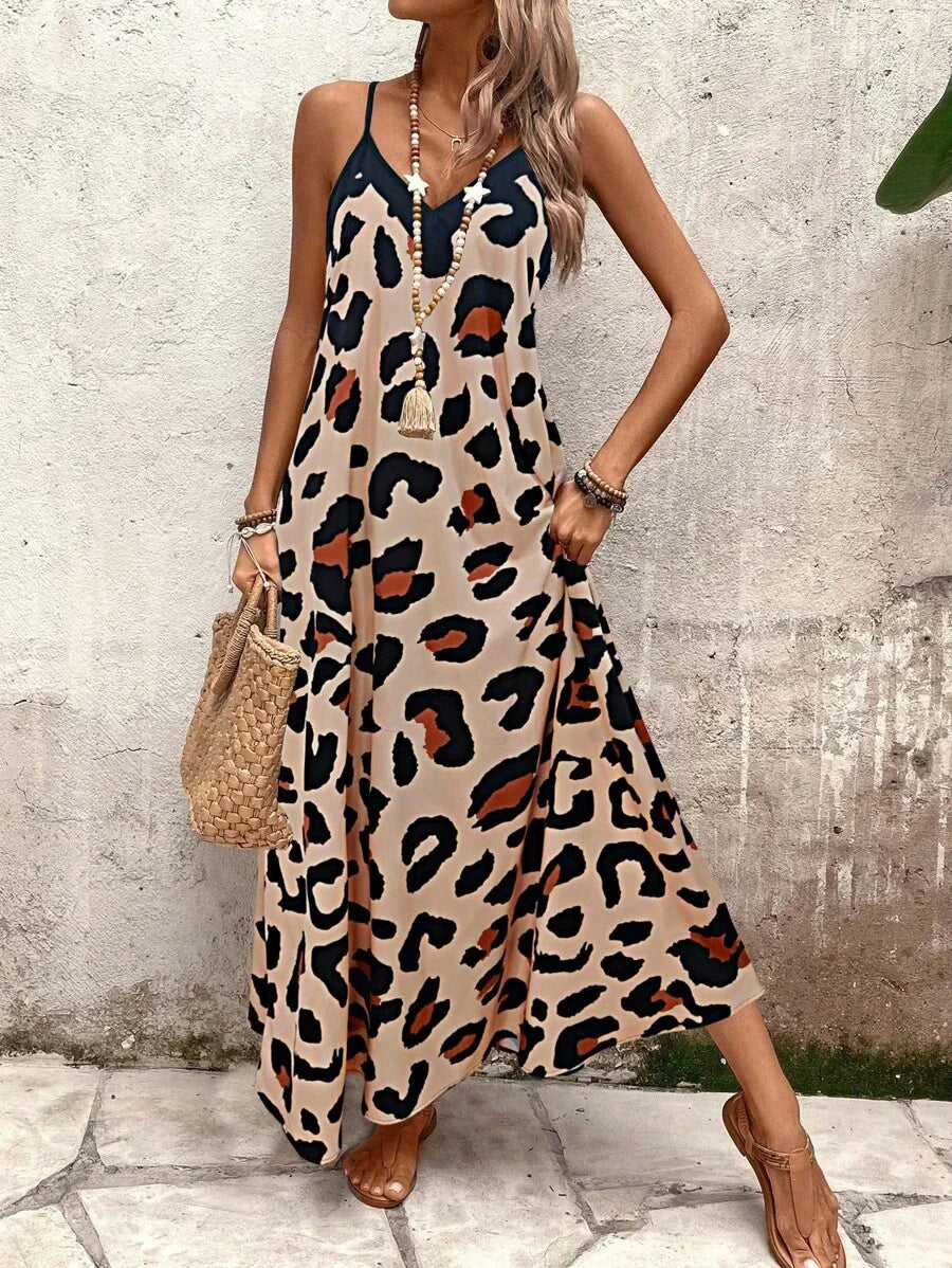 Elena | Vestito Estivo alla Moda con Spalline Sottili, Schiena Nuda e Design Grafico Accattivante