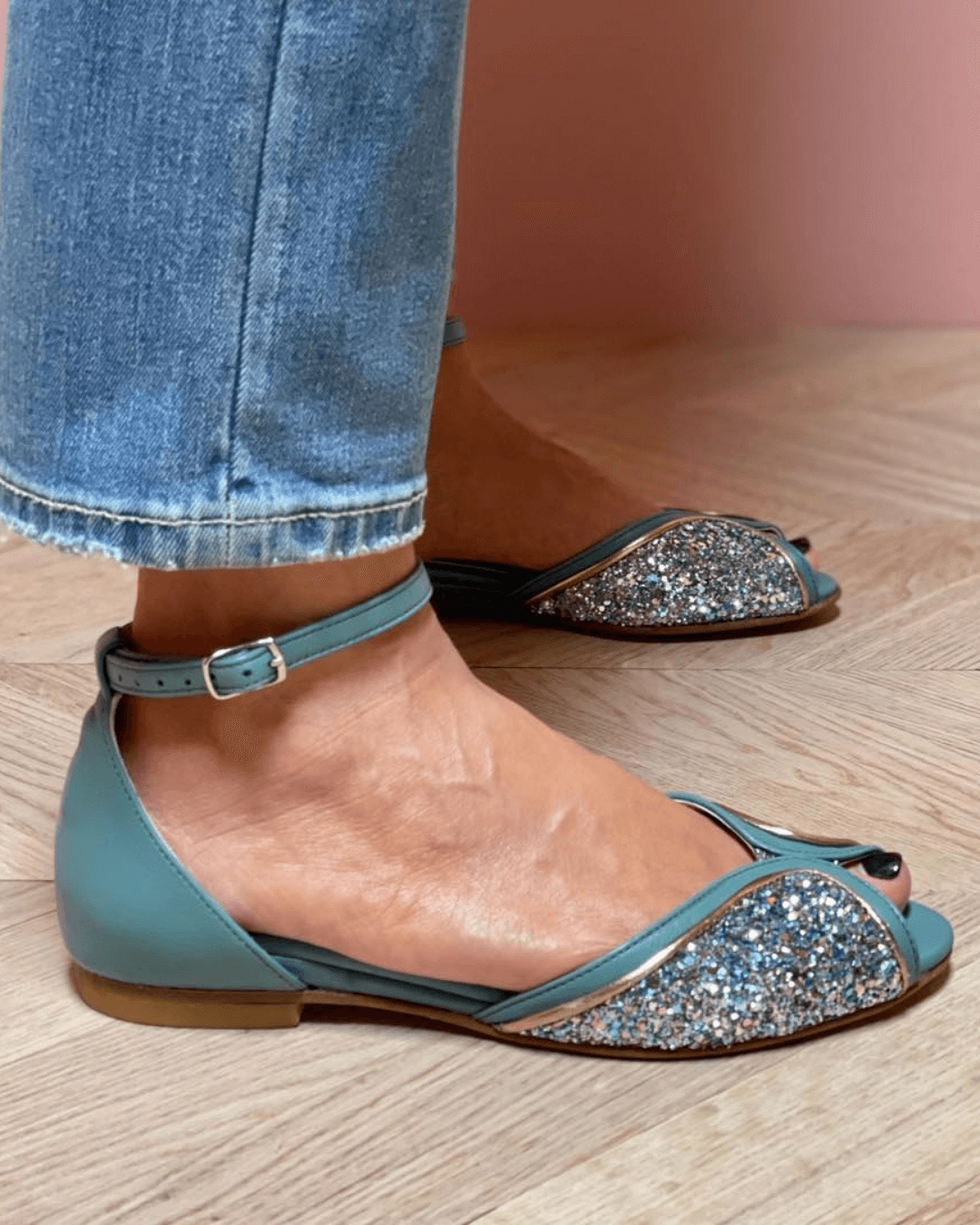 BRIGITTA | Eleganti Sandali Bassi Glitter Perfetti per Ogni Occasione