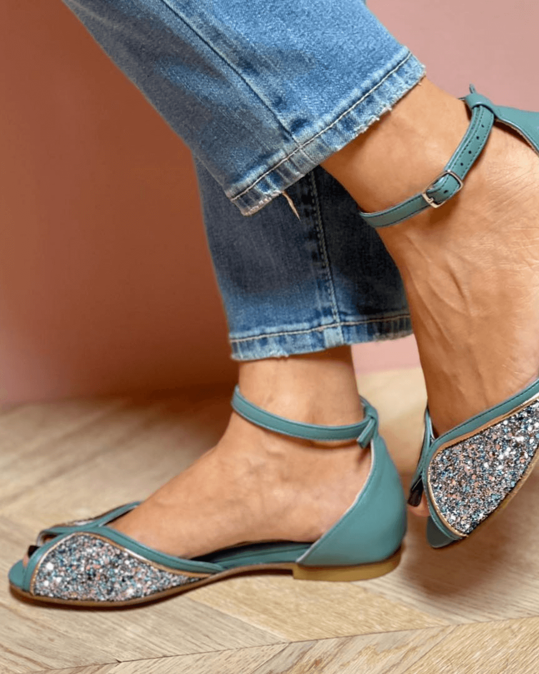 BRIGITTA | Eleganti Sandali Bassi Glitter Perfetti per Ogni Occasione