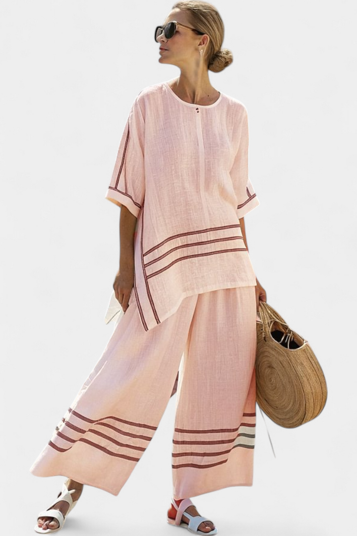 Completo di pantaloni ampi a righe con taglio irregolare - stile moderno e confortevole