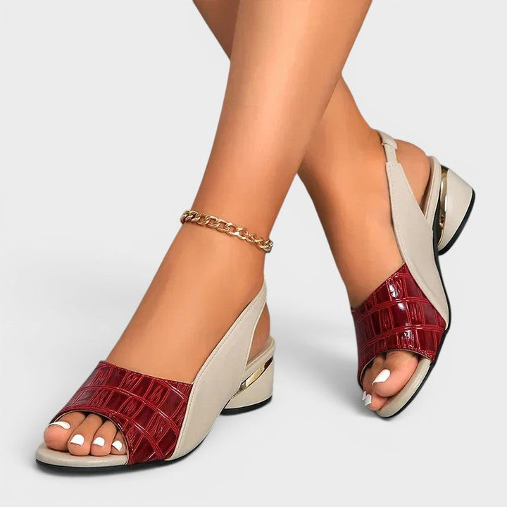 Clara™ | Sandali con tacco basso