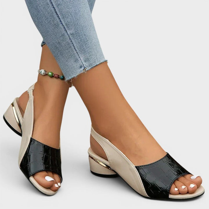 Clara™ | Sandali con tacco basso