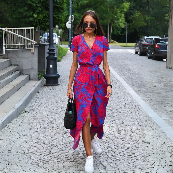 Talia™ | Vestito floreale elegante con scollo a V A