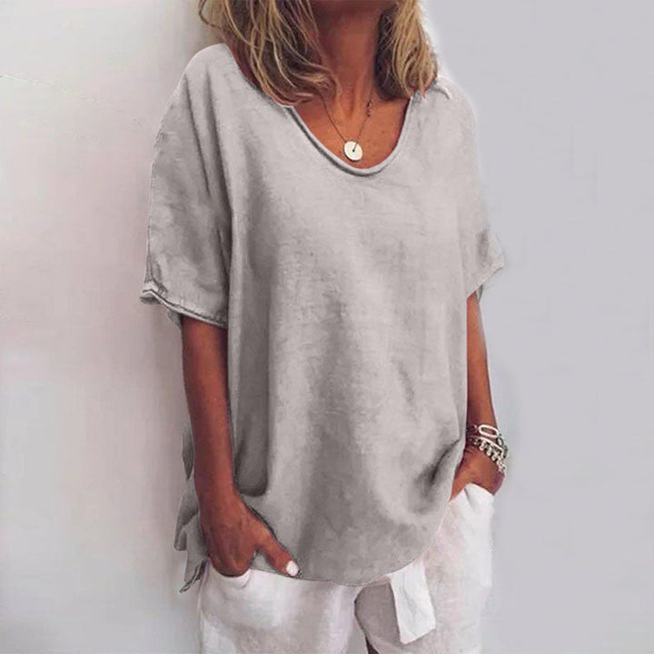 ANNA: BLUSA COMODA E AMPIA SULLE ROTONDITA’